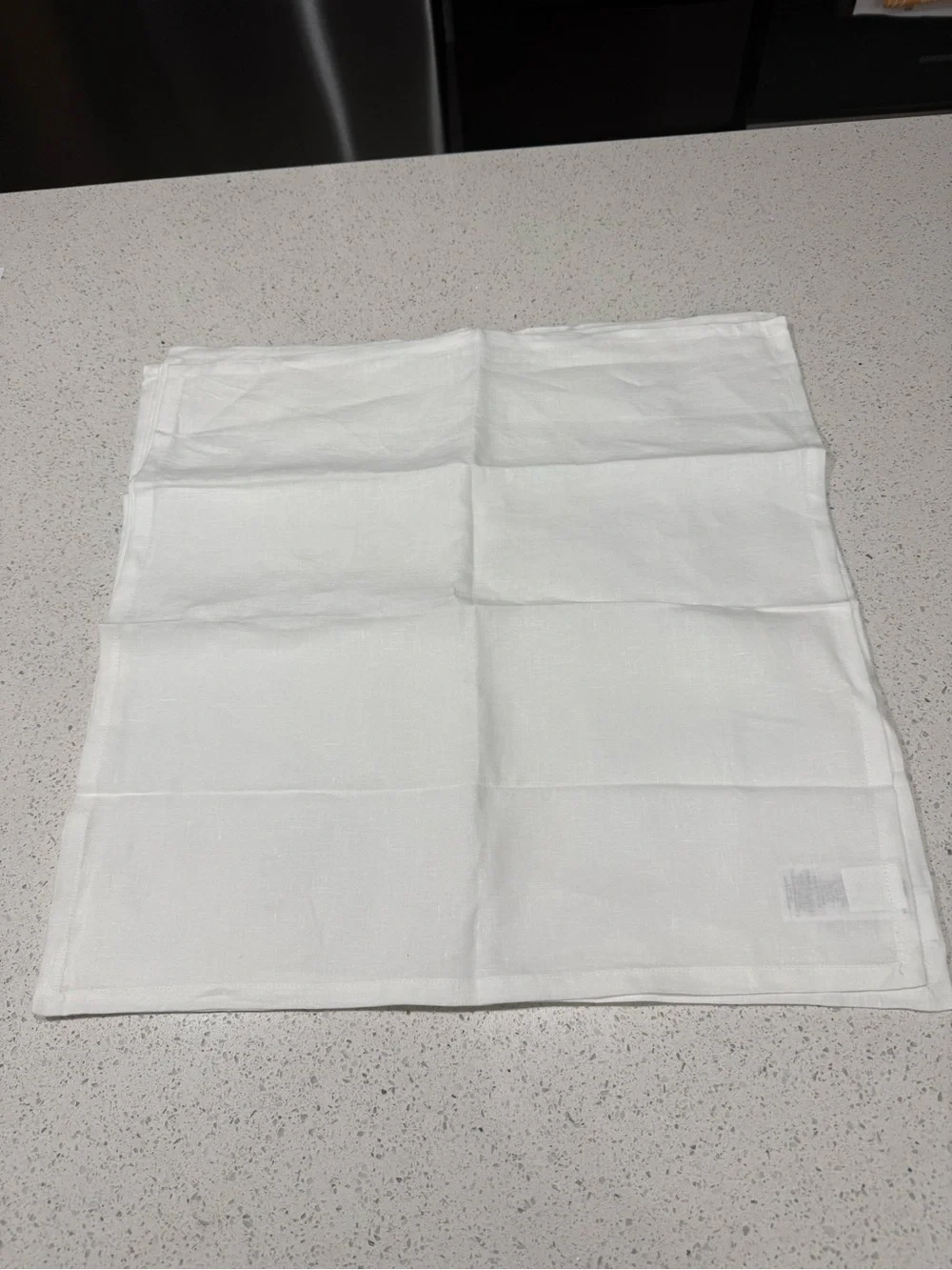 West Elm Set Of 4  White 100% Linen Napkin with Subtle Weave